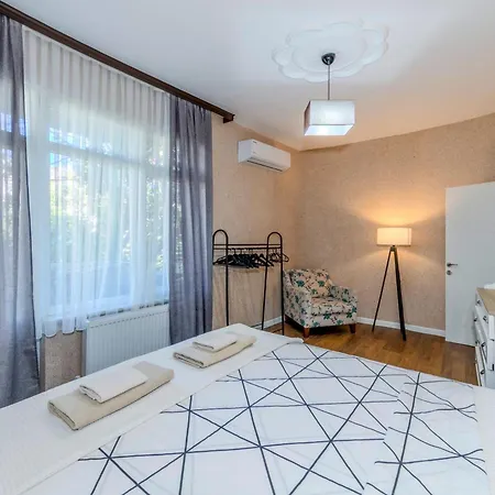 Hanpoint Boutique מלון 3*